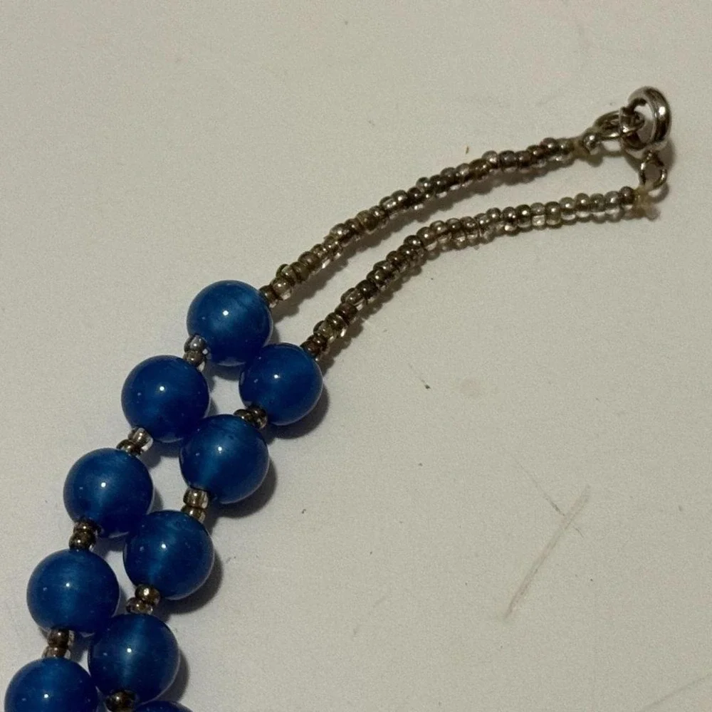 Lovely VTG blue‎ glass beaded necklace approx. 16